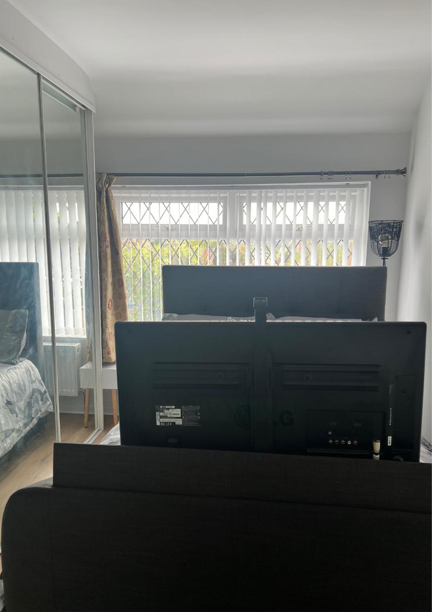 Double Room In Great Barr Near M5 - M6 - Parking - Tv Bed-Garden Μπέρμιγχαμ Εξωτερικό φωτογραφία